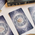 Развитие интуиции через традиционные методы и подходы