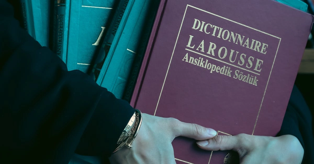 Традиционные методы изучения языков с книгами и словарями